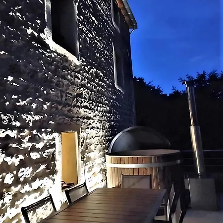 Holiday home Du Chateau Saint-jean